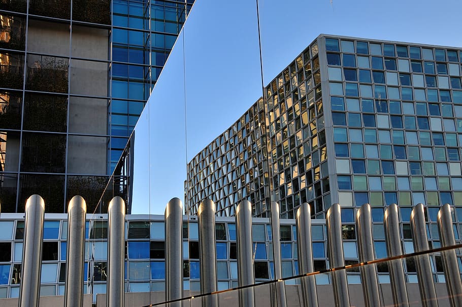 Image of International court of justice building in the hague
