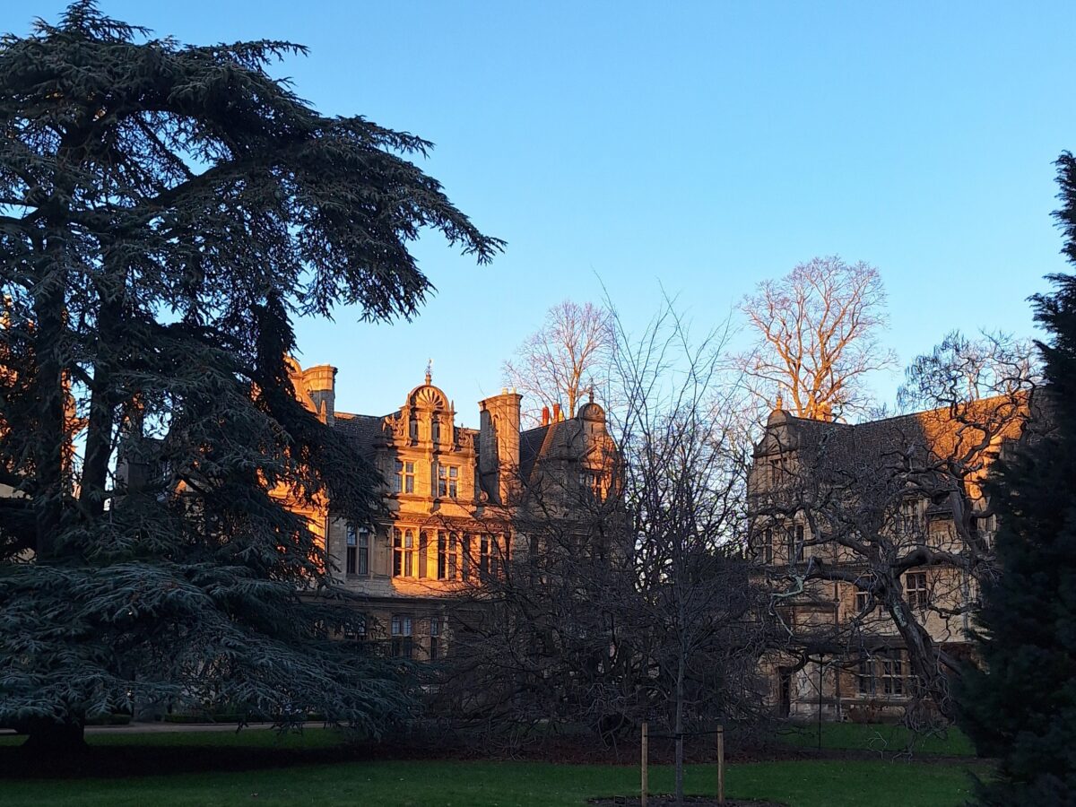 photo shows the grounds of a traditional Oxford college.
