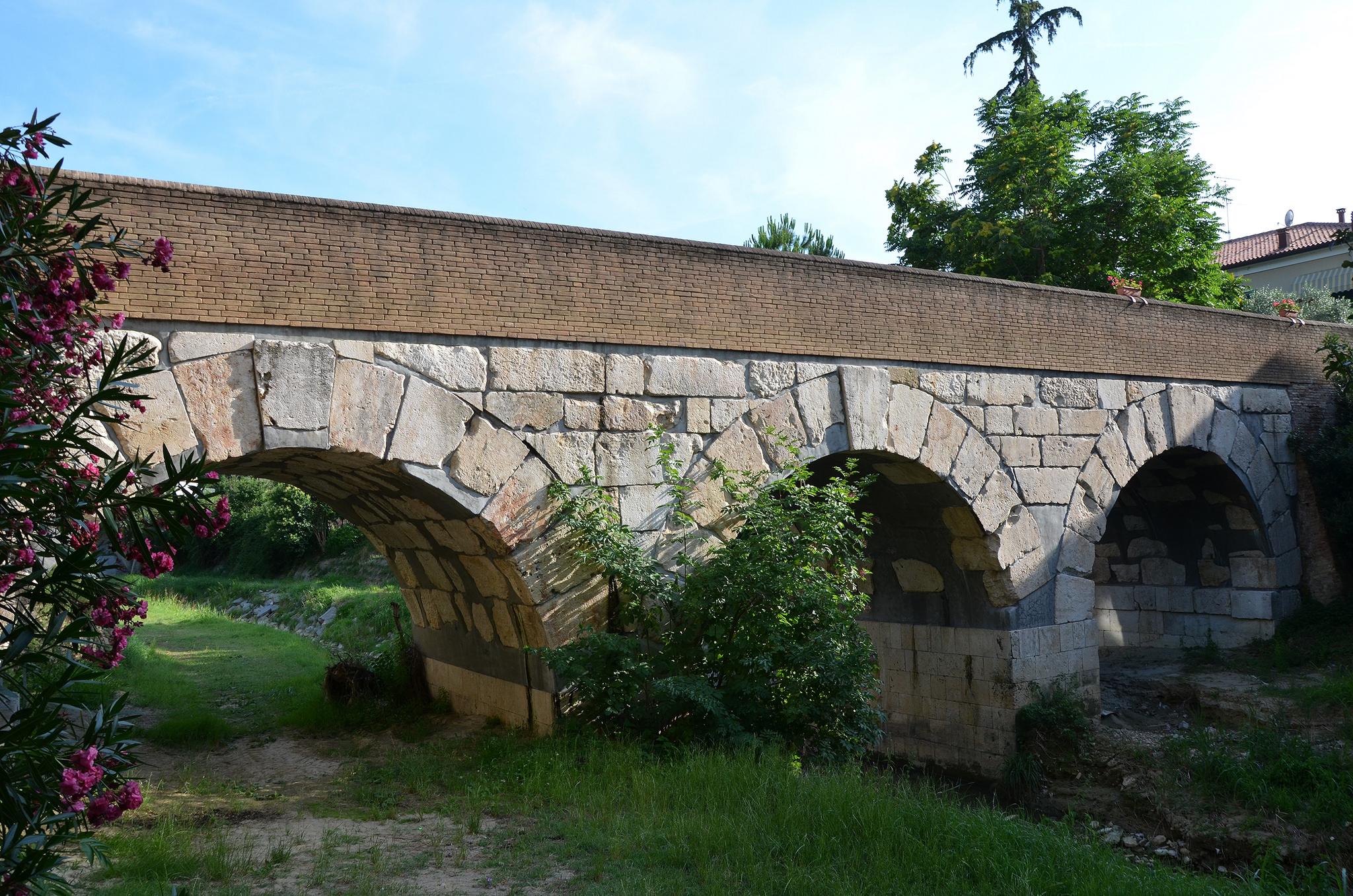 An image of a Roman bridge over the Rubicon river