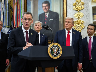 Pfizer CEO Albert Bourla delivers remarks after President Donald Trump made an announcement on drug pricing, Tuesday, September 30, 2025, in the Oval Office.