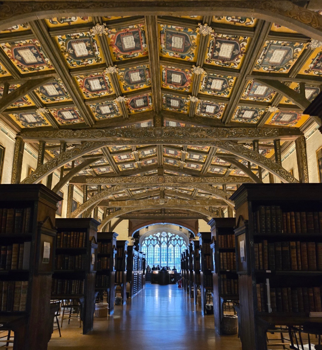 Borders and Belonging:  The Obsession With The “Oxford Accent”