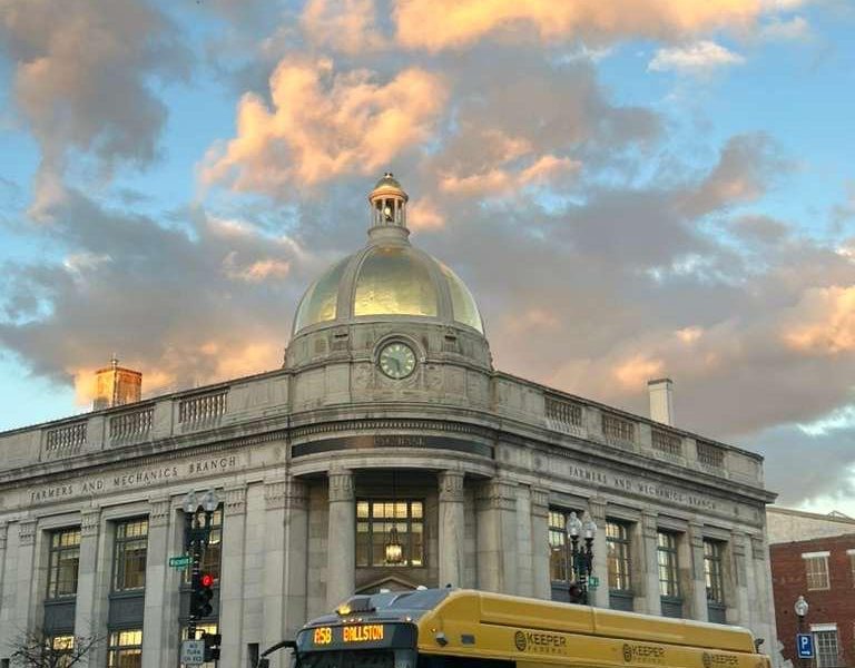 An image of the Farmers and Mechanics Branch of the PNC Bank in Georgetown, Washington DC