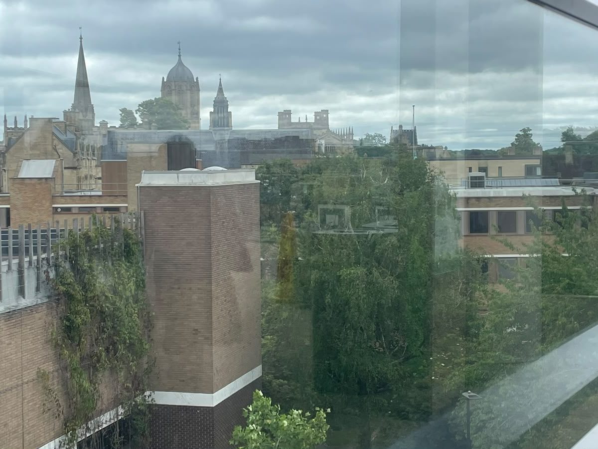 Photo of the Oxford skyline.