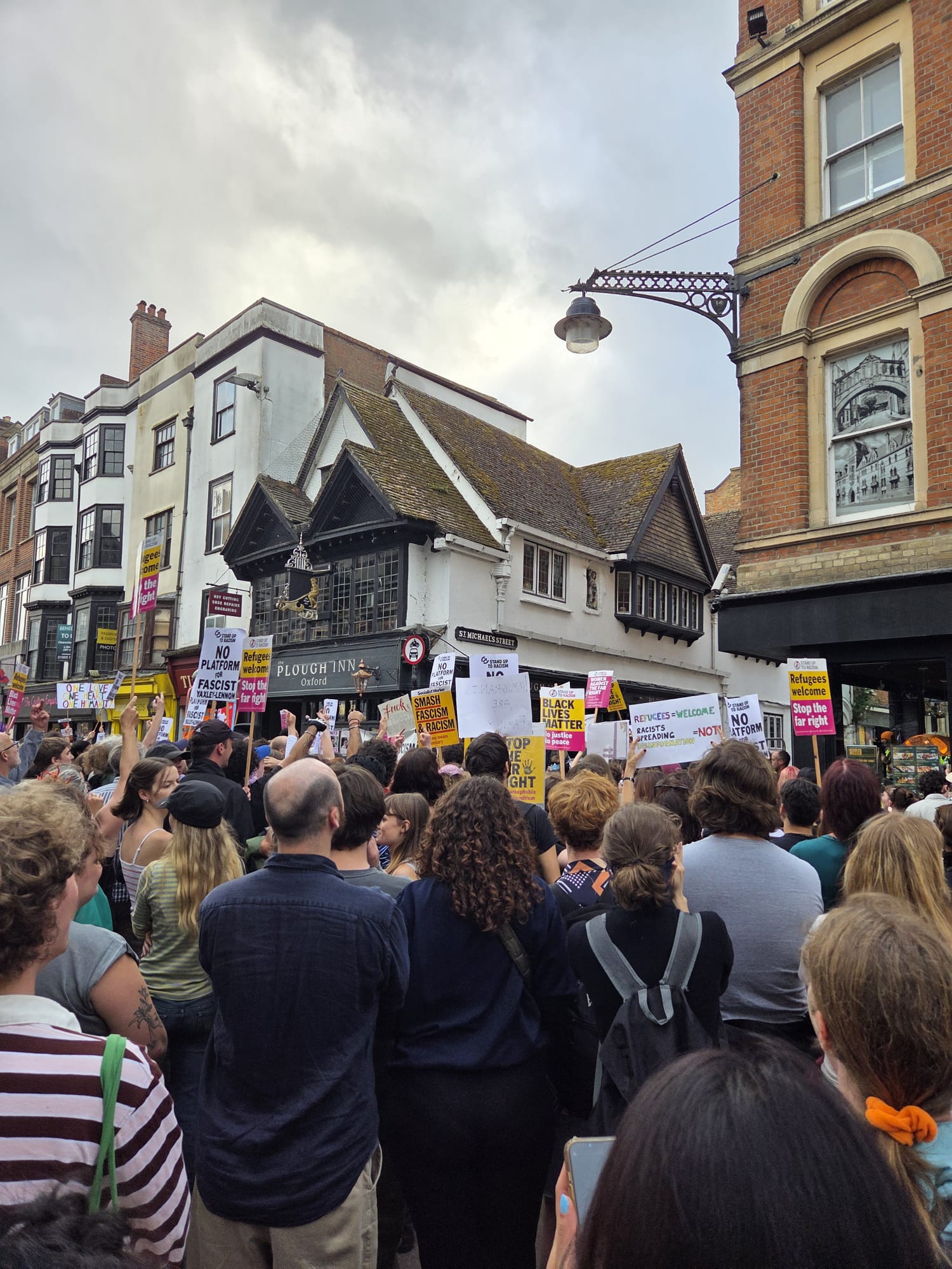 Tommy Robinson Appearance at Oxford Union Sparks Mass Protest