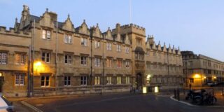 Picture of Oriel College at night